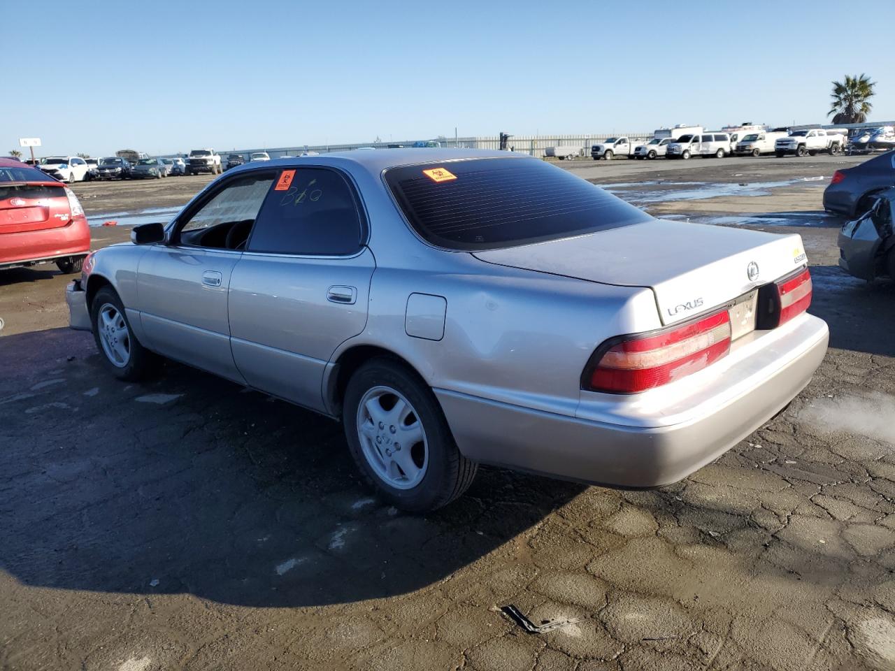 1996 Lexus ES - Image 2