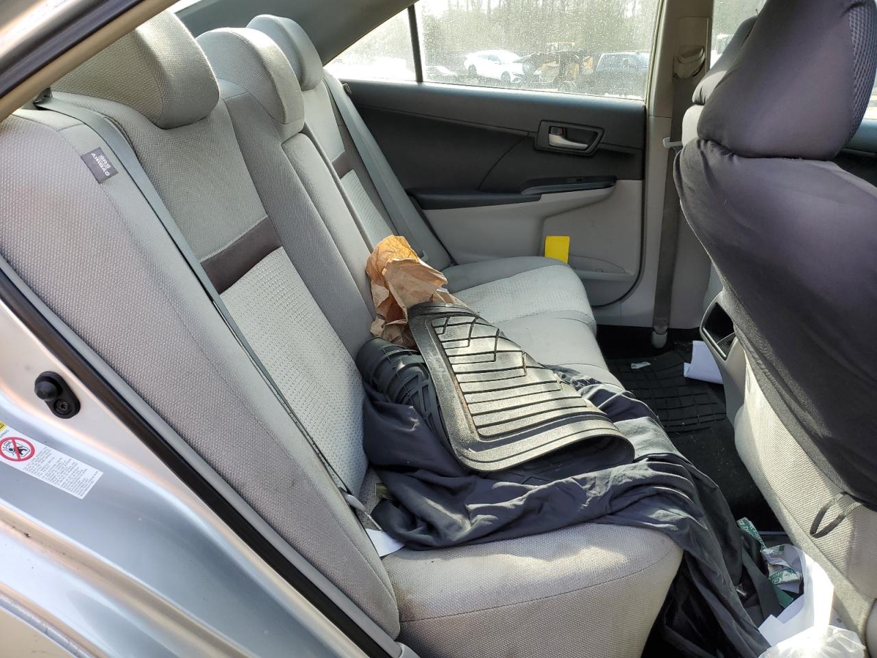 2012 Toyota Camry - Image 10