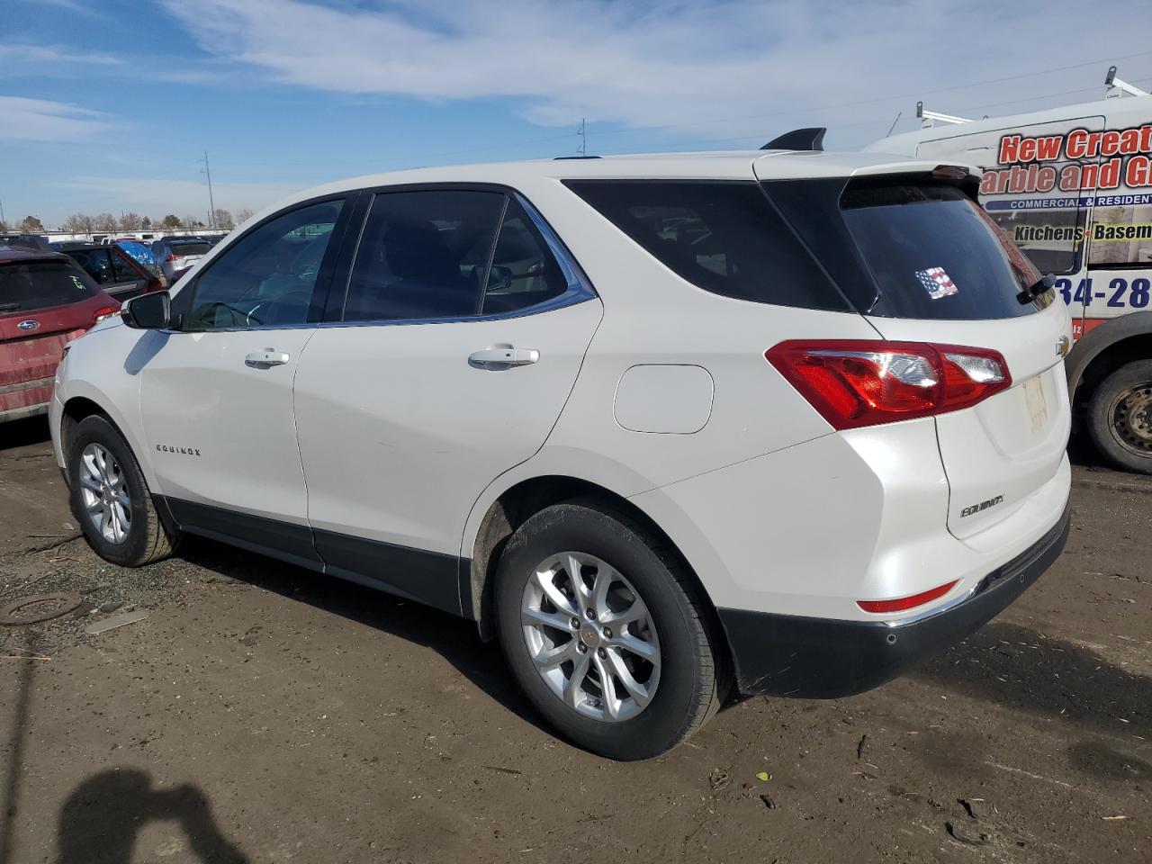 2019 Chevrolet Equinox - Image 2