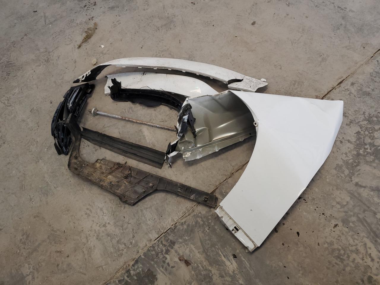 2019 Dodge Charger - Image 12