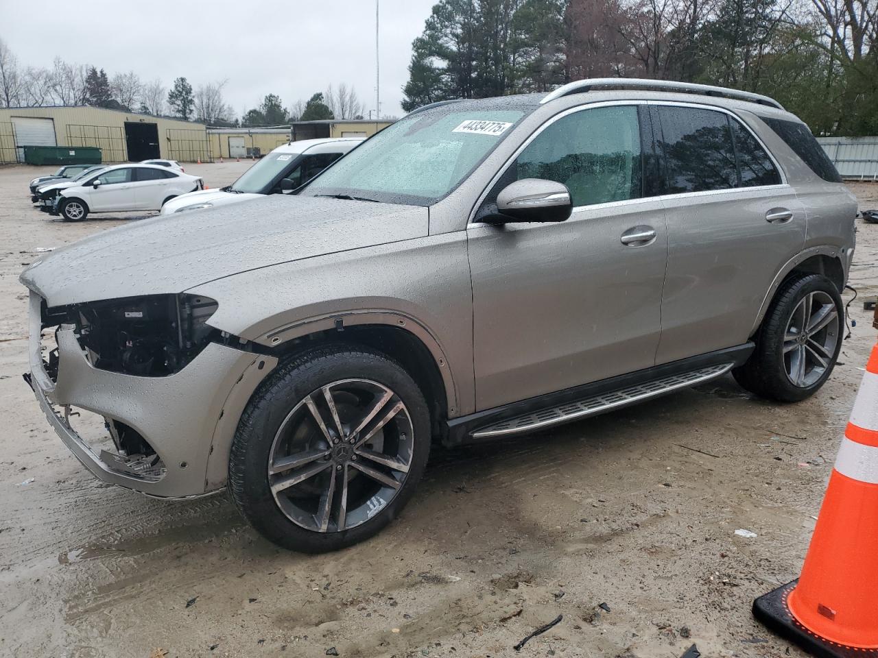 2020 Mercedes-Benz GLE - Image 1