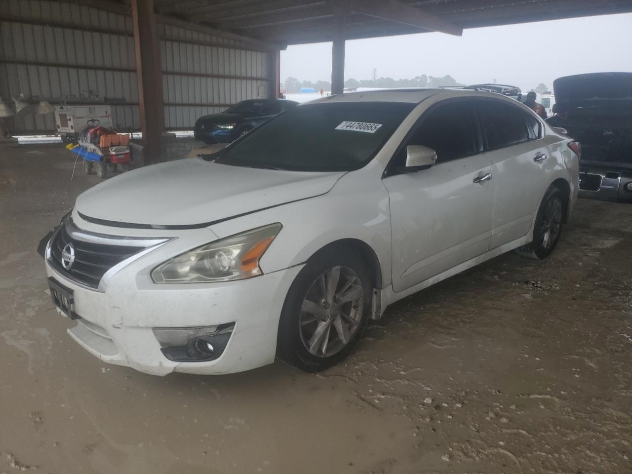 2013 Nissan Altima - Image 1