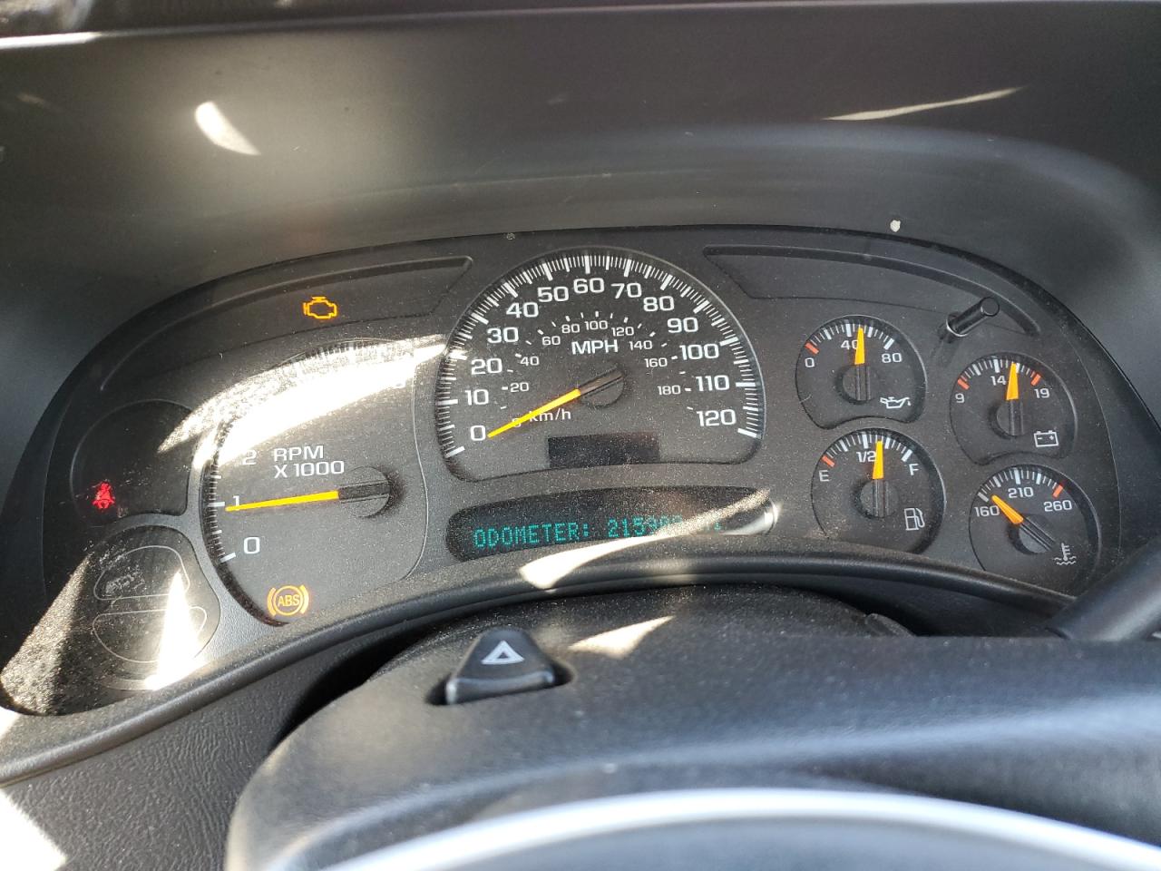 2004 Chevrolet Silverado - Image 9