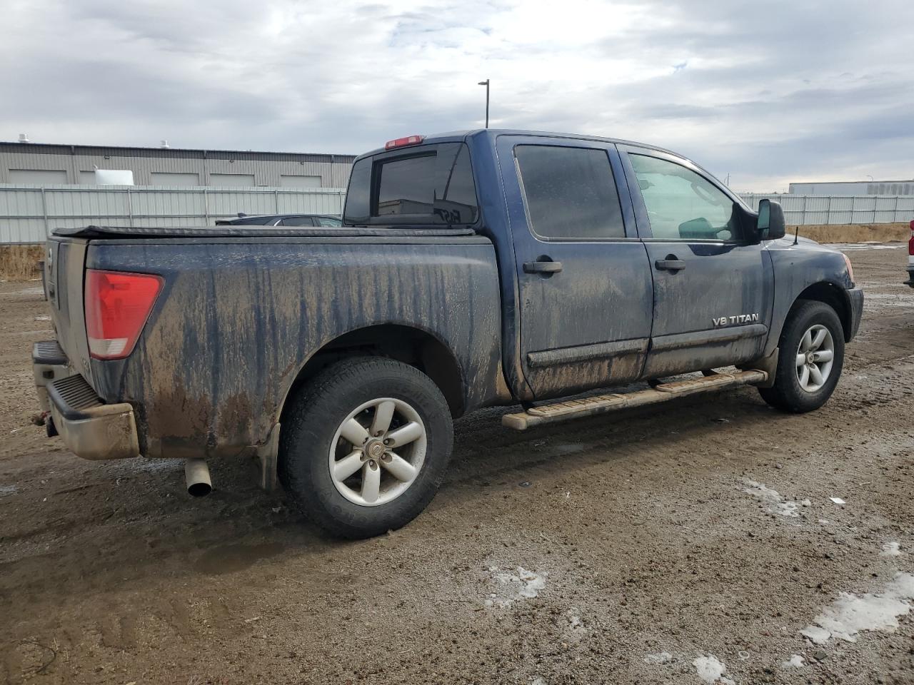 2011 Nissan Titan - Image 3