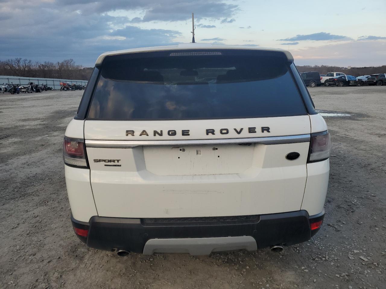 2016 Land Rover Range Rover - Image 6