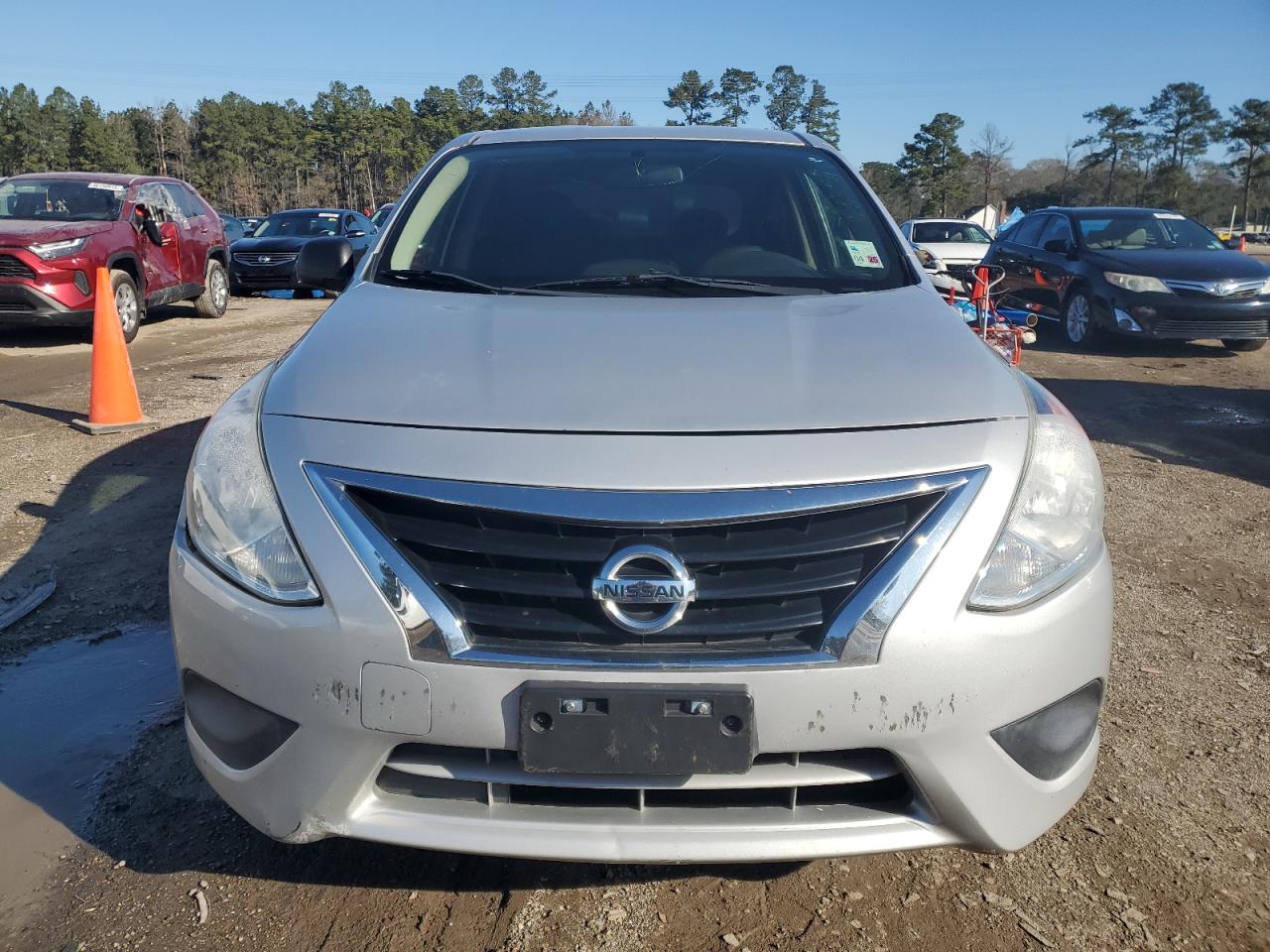 2015 Nissan Versa - Image 5
