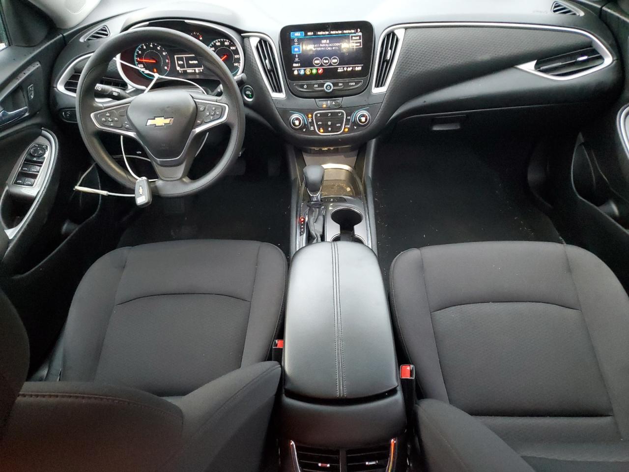 2023 Chevrolet Malibu - Image 8