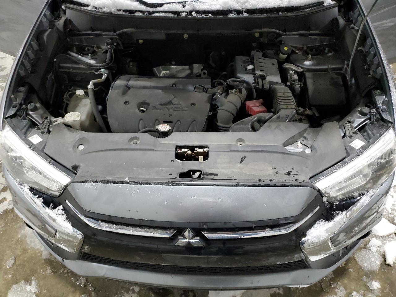 2019 Mitsubishi Outlander - Image 12
