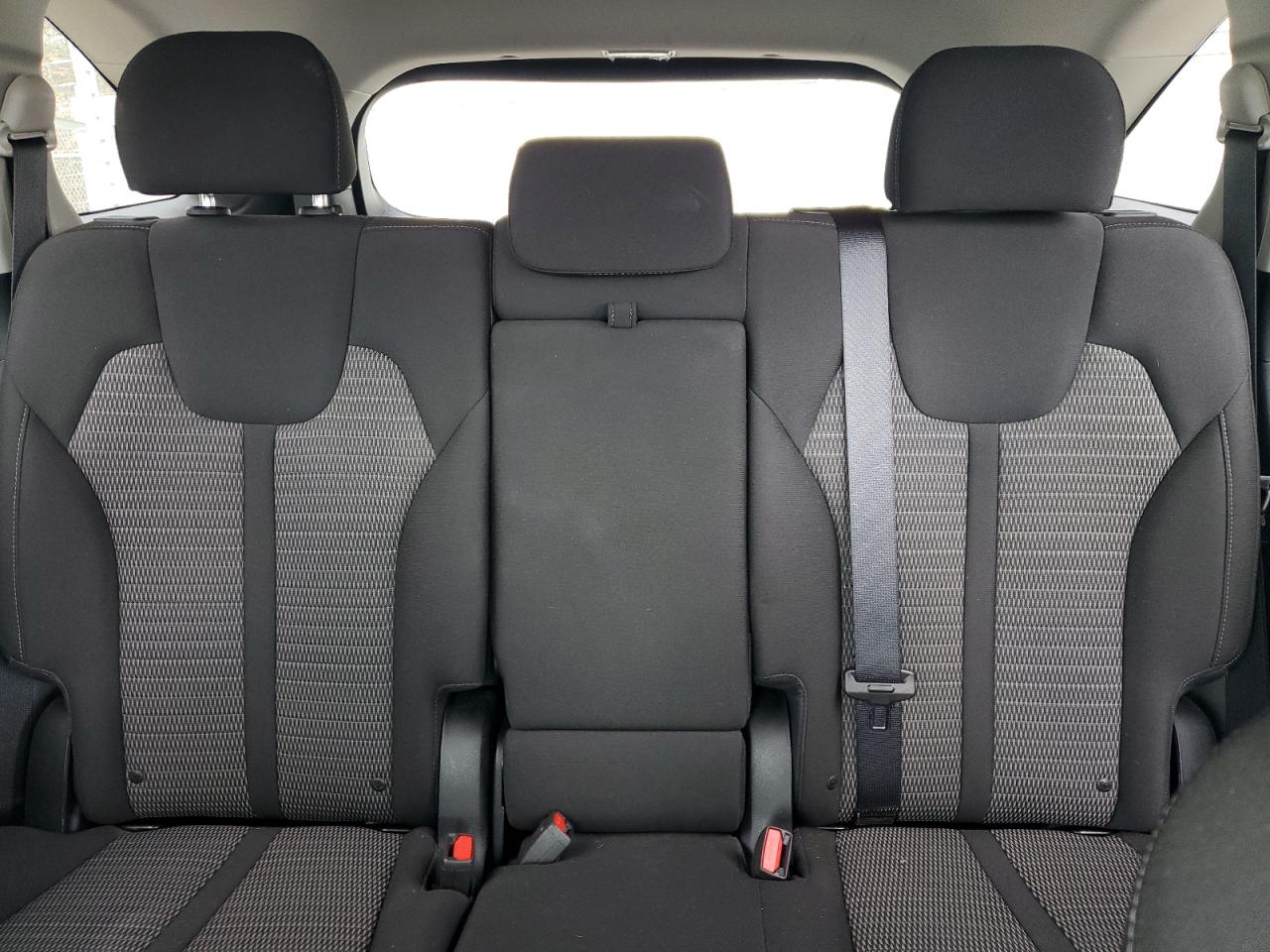 2023 Kia Sorento - Image 10