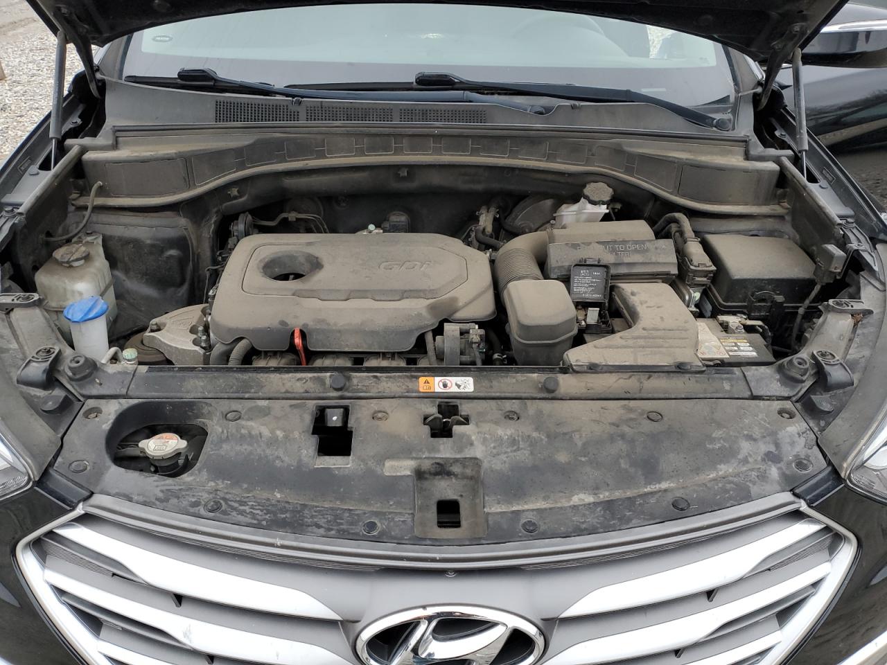 2018 Hyundai Santa Fe - Image 12