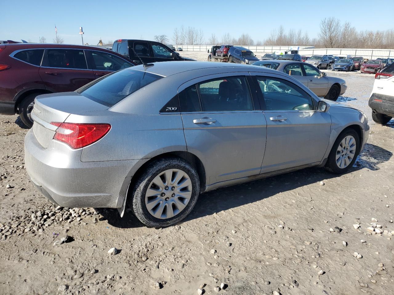 2014 Chrysler 200 - Image 3