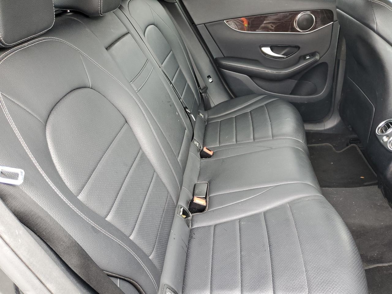 2017 Mercedes-Benz GLC - Image 10