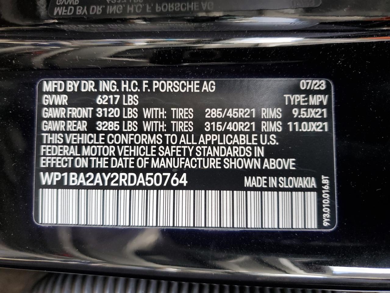 2024 Porsche Cayenne - Image 14
