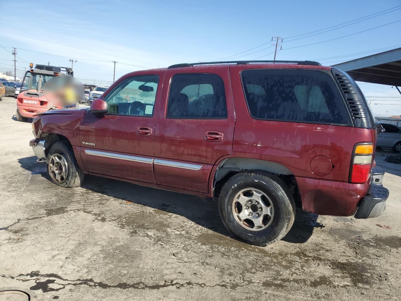 2004 GMC Yukon - Image 2