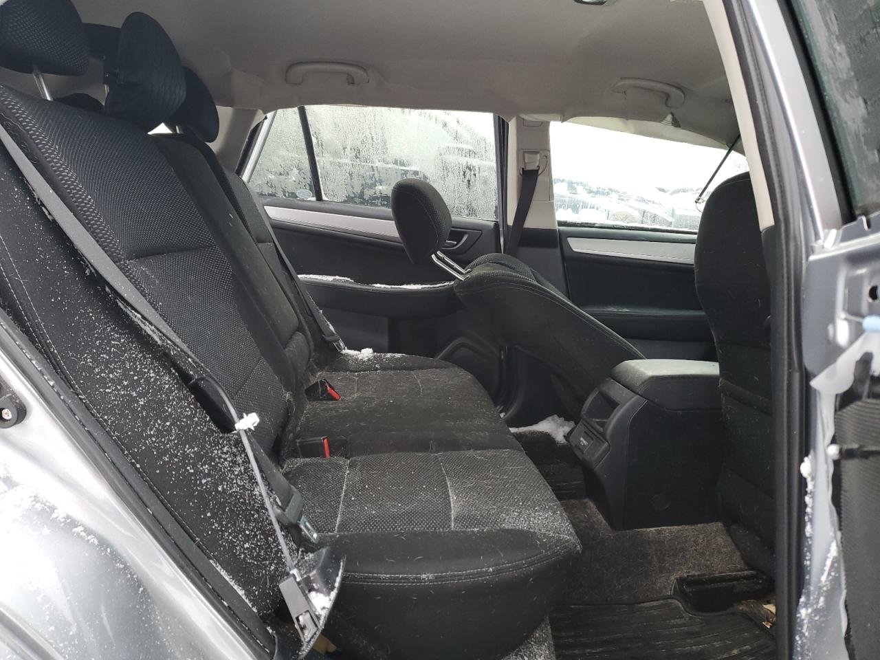 2018 Subaru Outback - Image 10