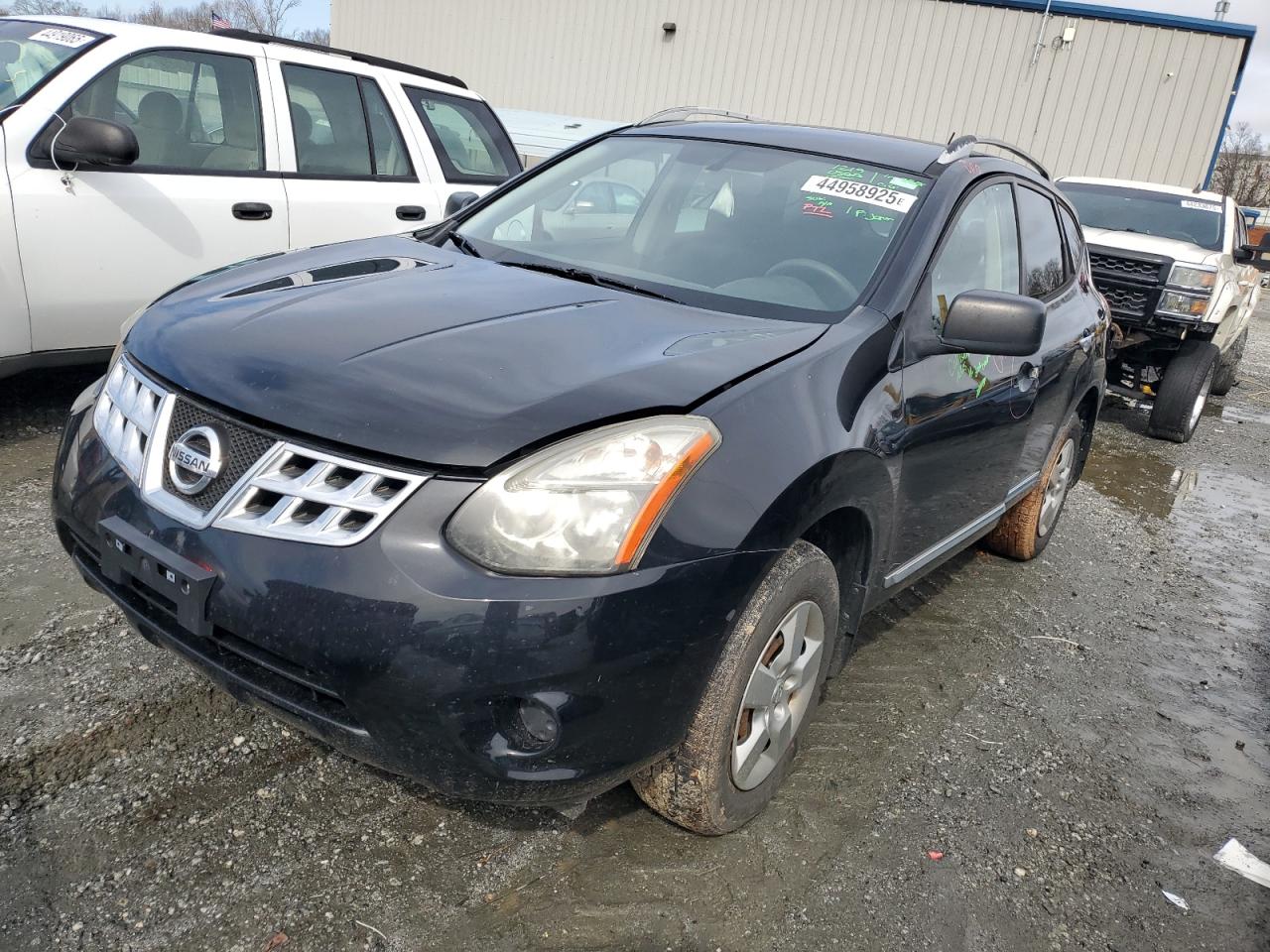 2014 Nissan Rogue - Image 1