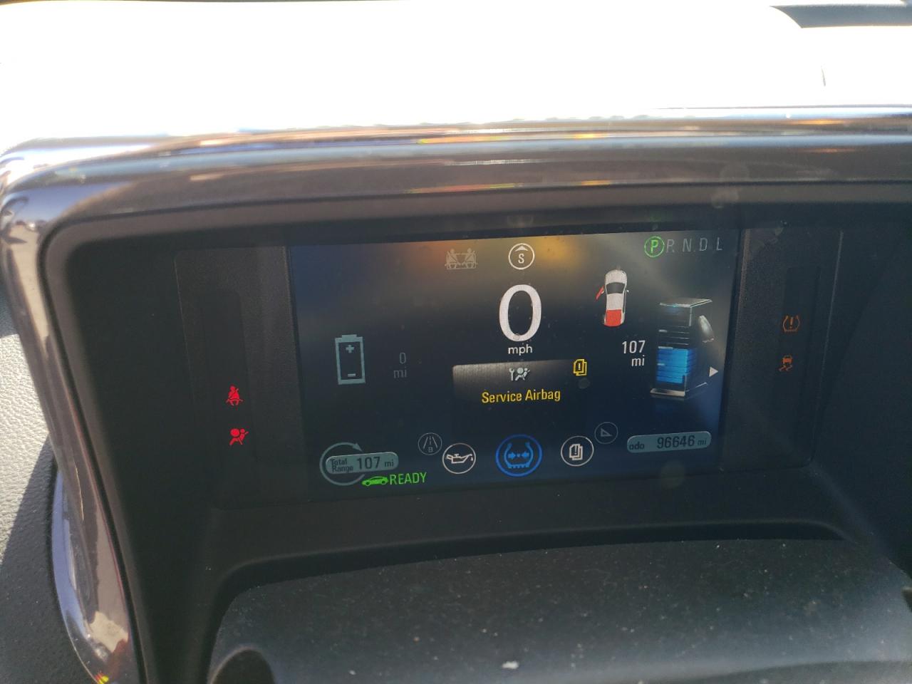 2013 Chevrolet Volt - Image 9