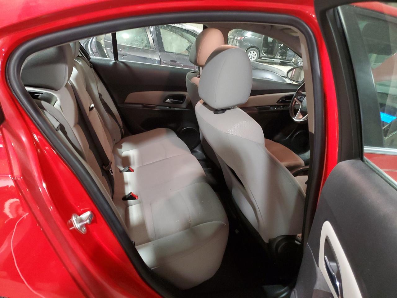 2014 Chevrolet Cruze - Image 10