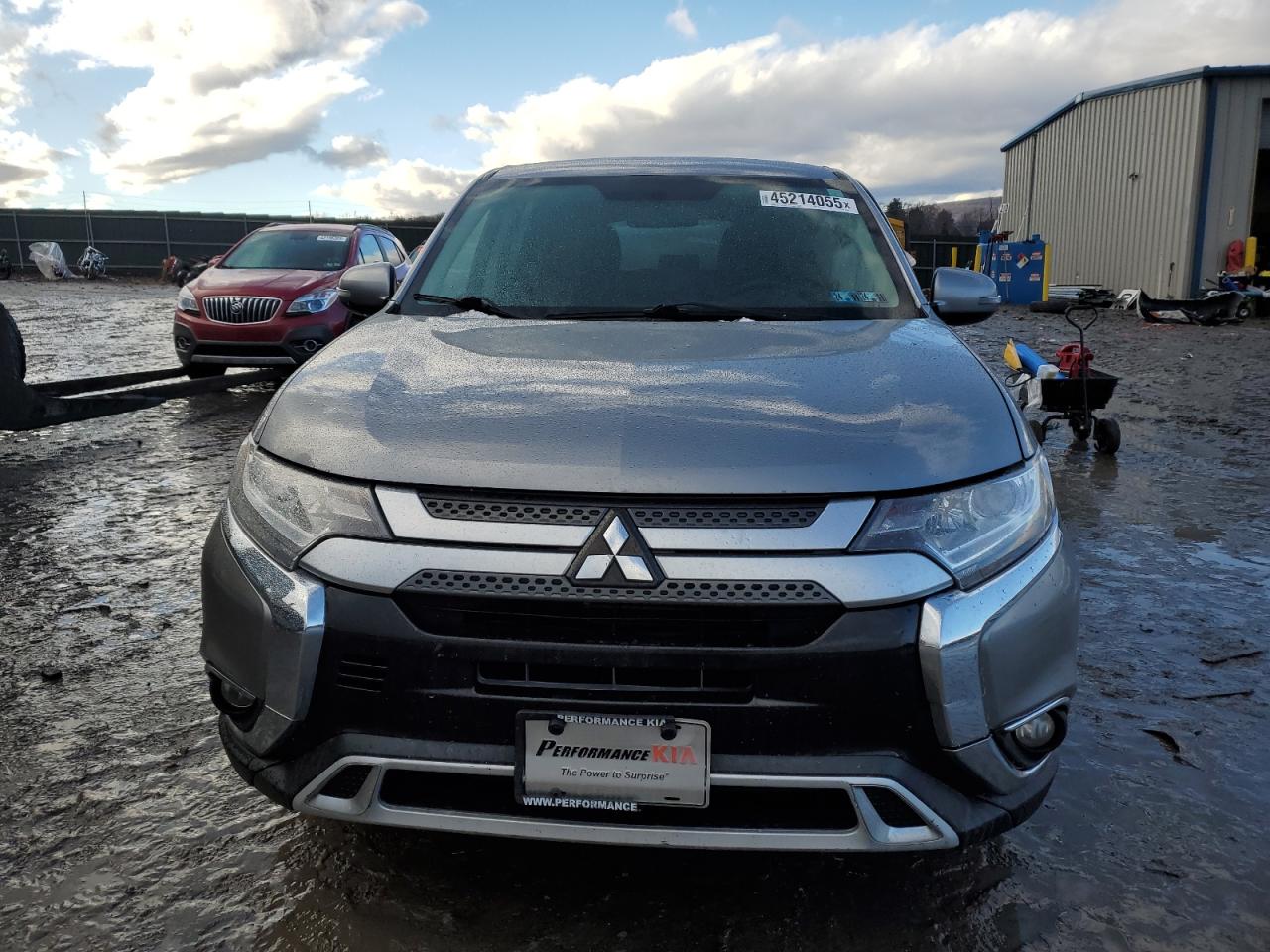 2019 Mitsubishi Outlander - Image 5