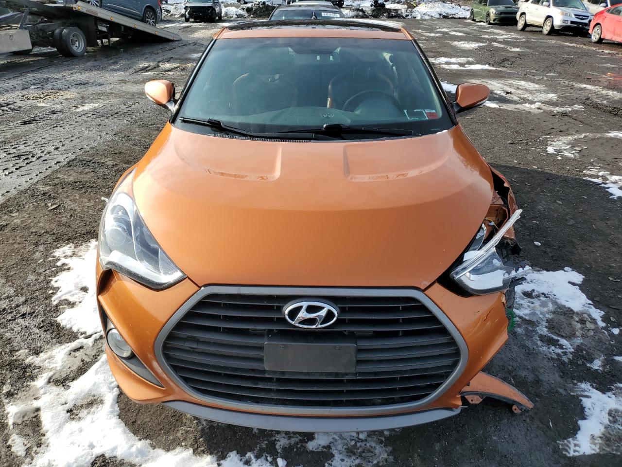 2016 Hyundai Veloster - Image 5