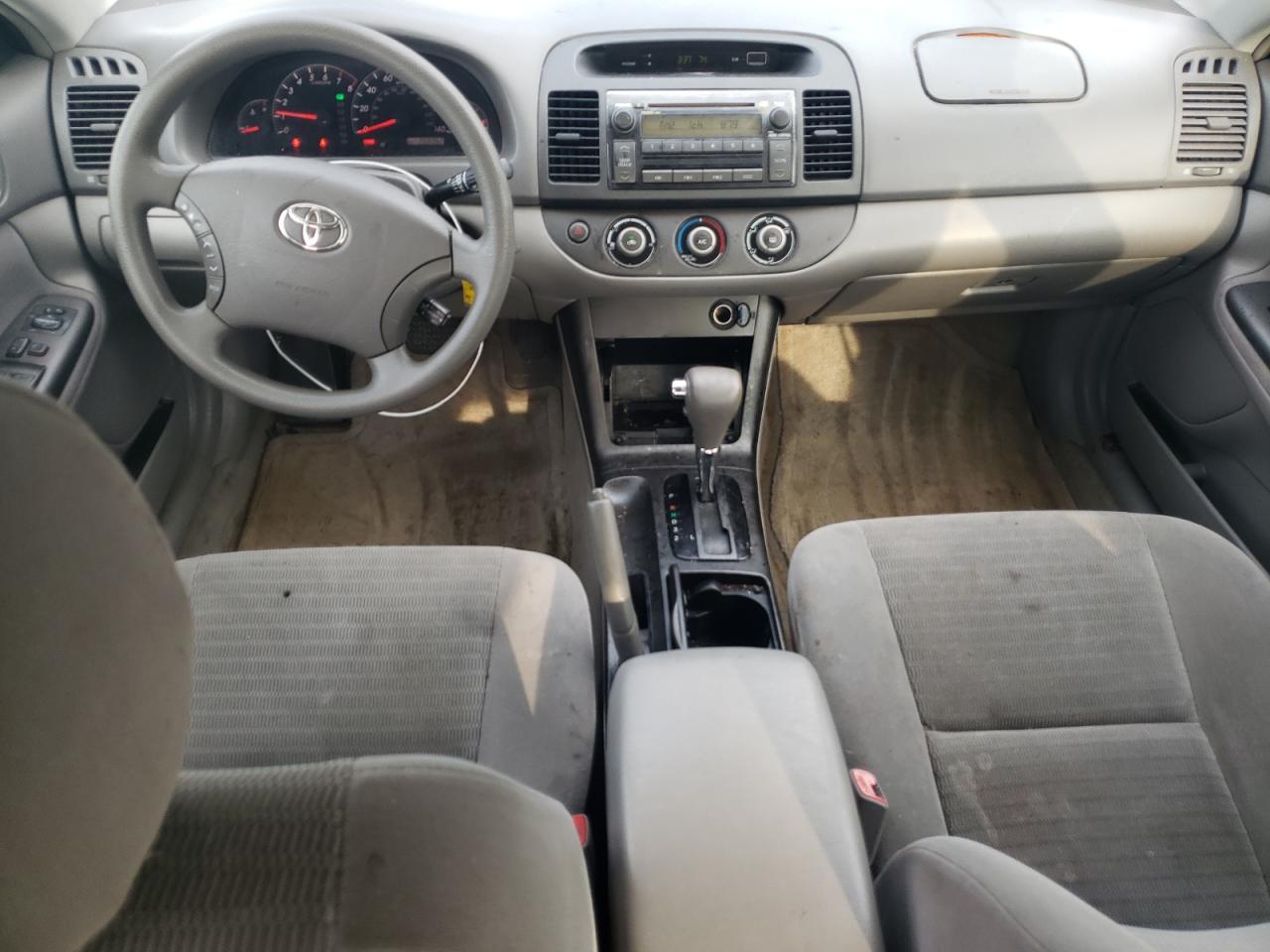 2005 Toyota Camry - Image 8