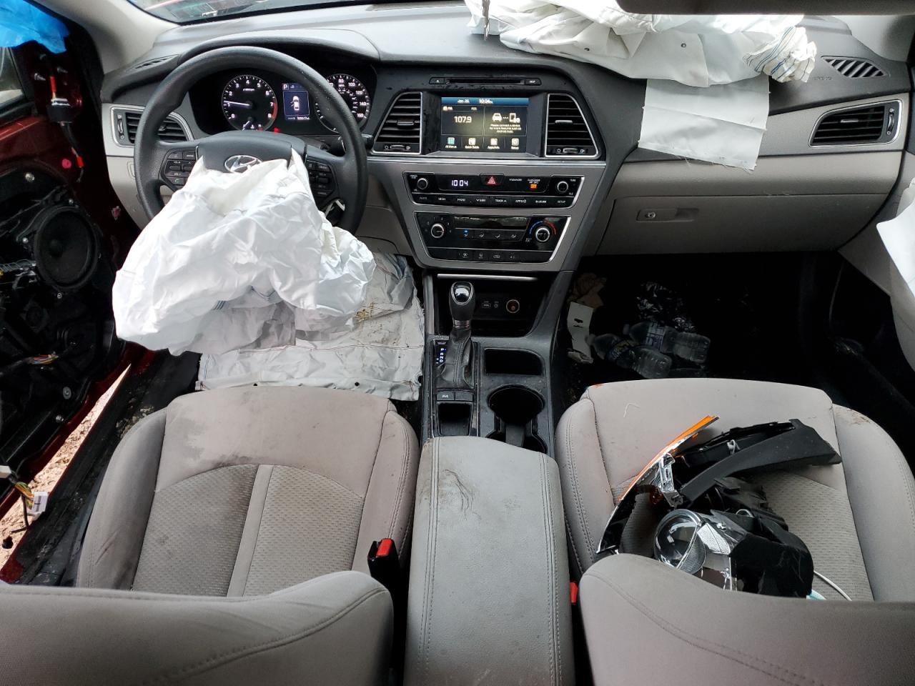 2016 Hyundai Sonata - Image 8