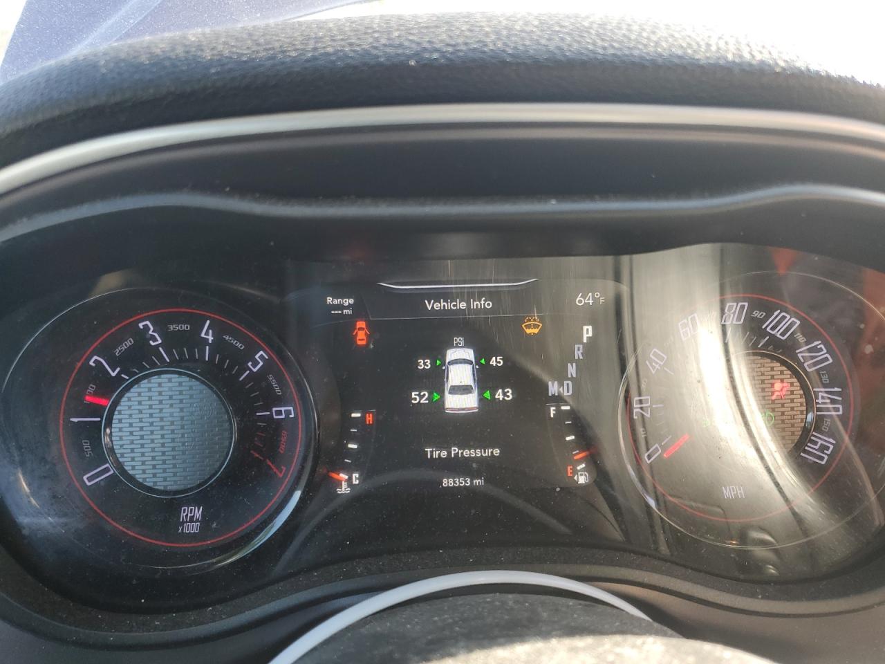2019 Dodge Challenger - Image 9