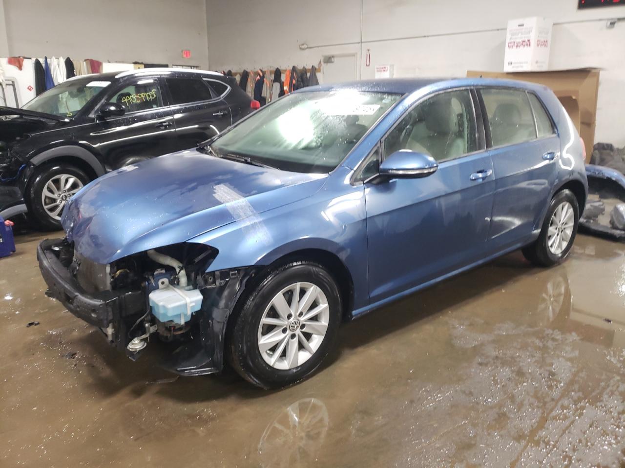 2016 Volkswagen Golf - Image 1