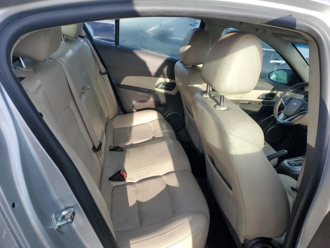 2015 Chevrolet Cruze - Image 10
