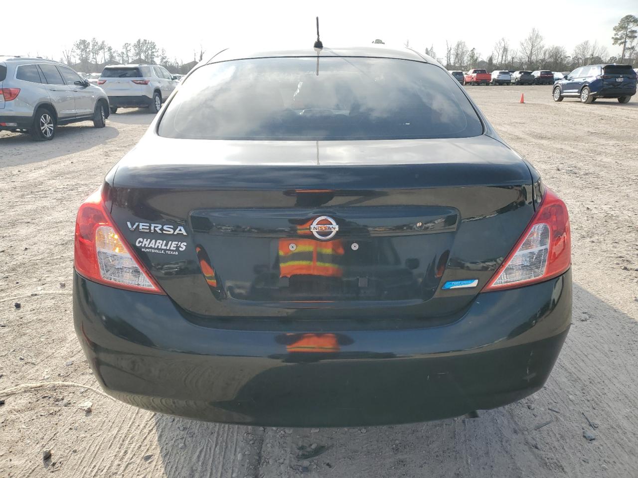 2014 Nissan Versa - Image 6