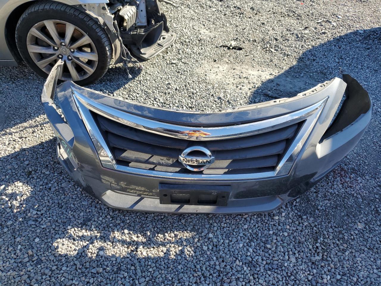 2015 Nissan Altima - Image 12