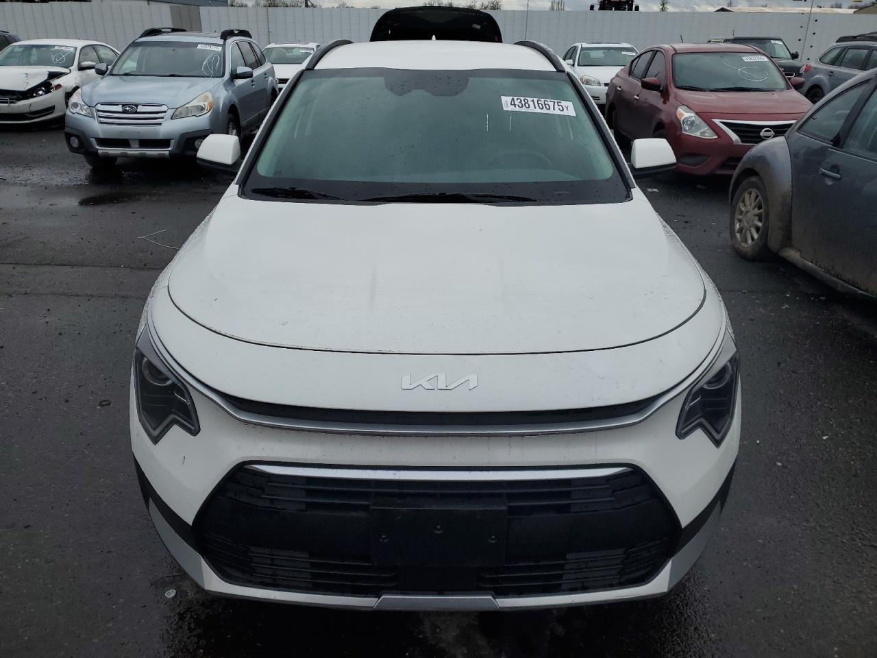 2024 Kia Niro - Image 5