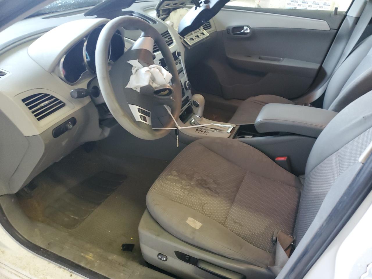 2011 Chevrolet Malibu - Image 7