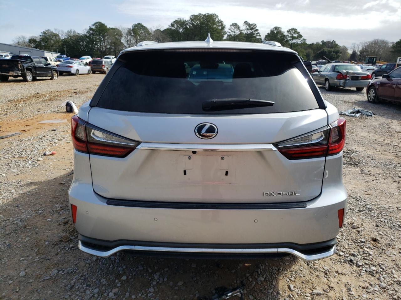 2019 Lexus RX - Image 6