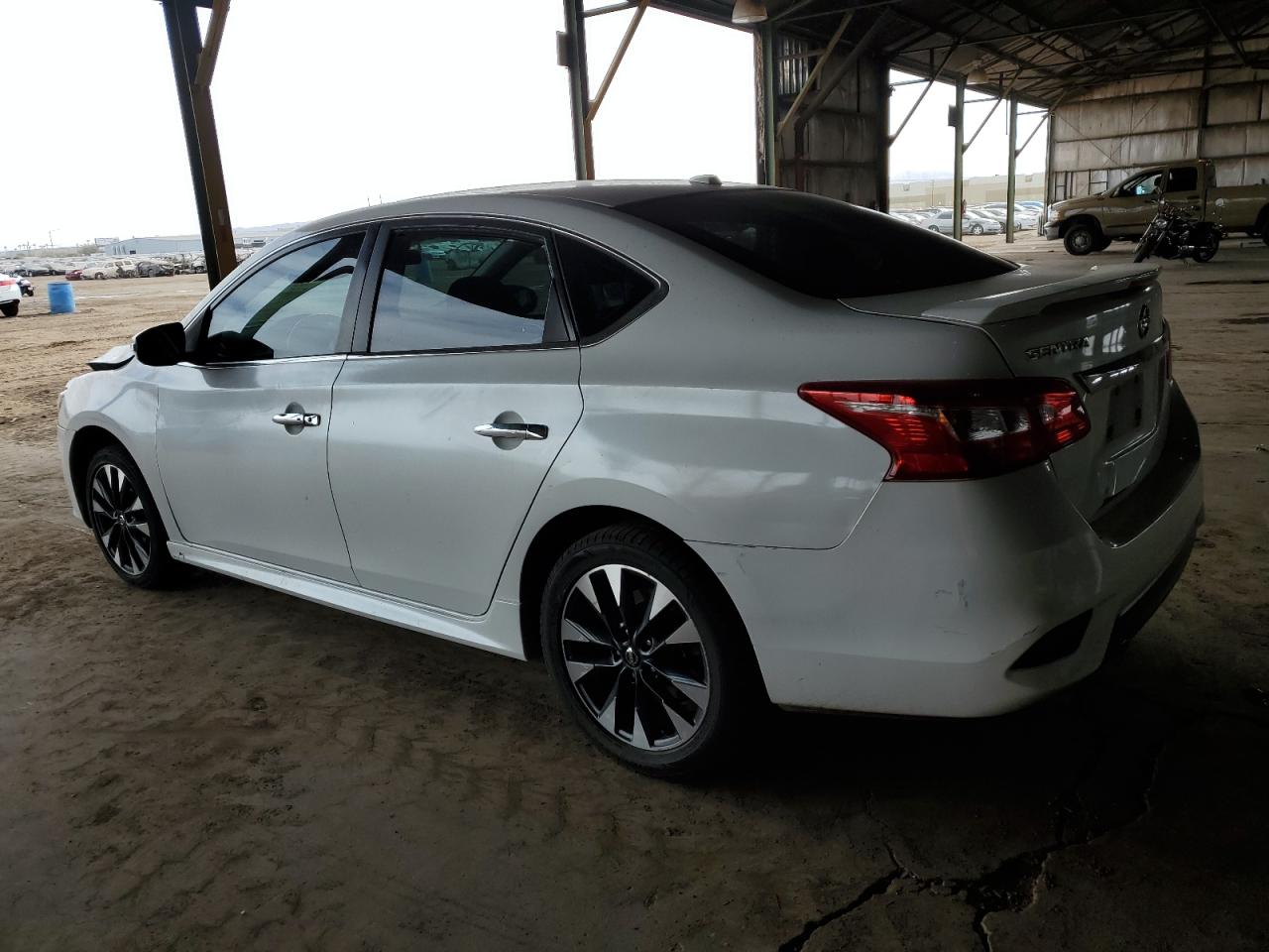 2016 Nissan Sentra - Image 2