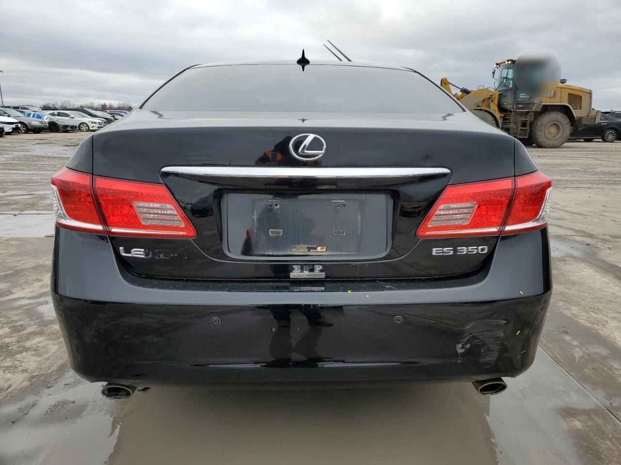 2011 Lexus ES - Image 6