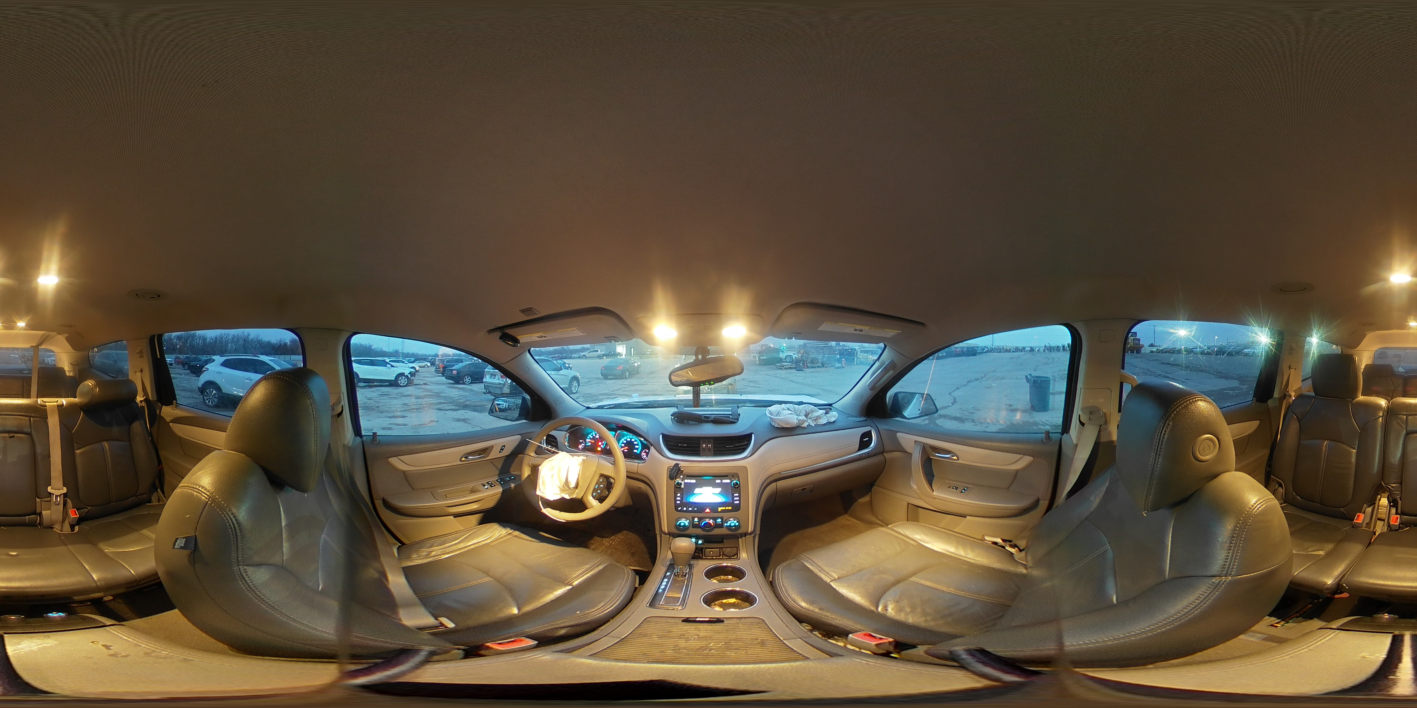 2016 Chevrolet Traverse - Image 13