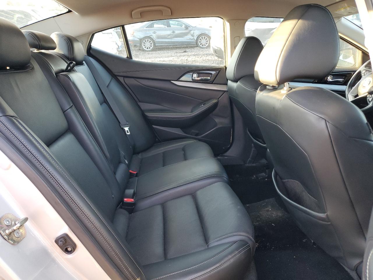 2016 Nissan Maxima - Image 10