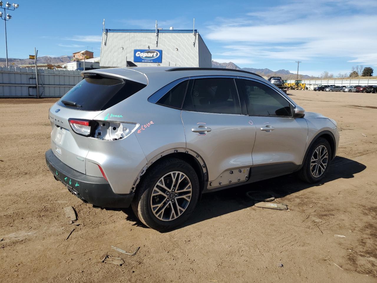 2020 Ford Escape - Image 3