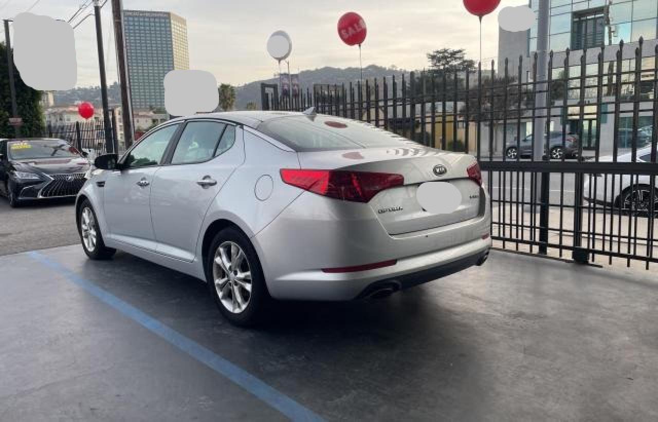 2012 Kia Optima - Image 3