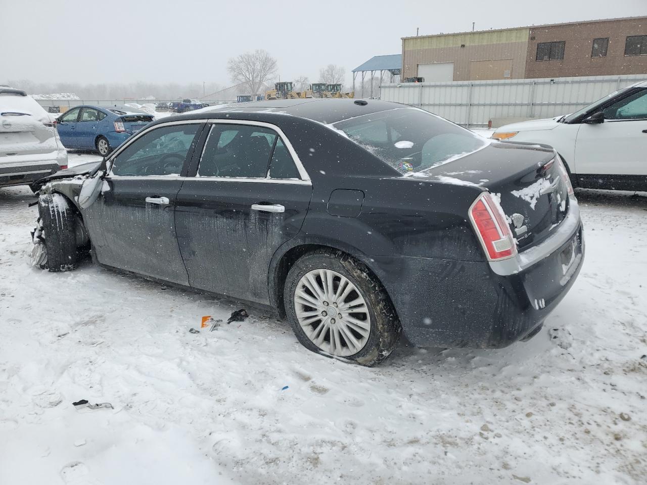 2013 Chrysler 300 - Image 2