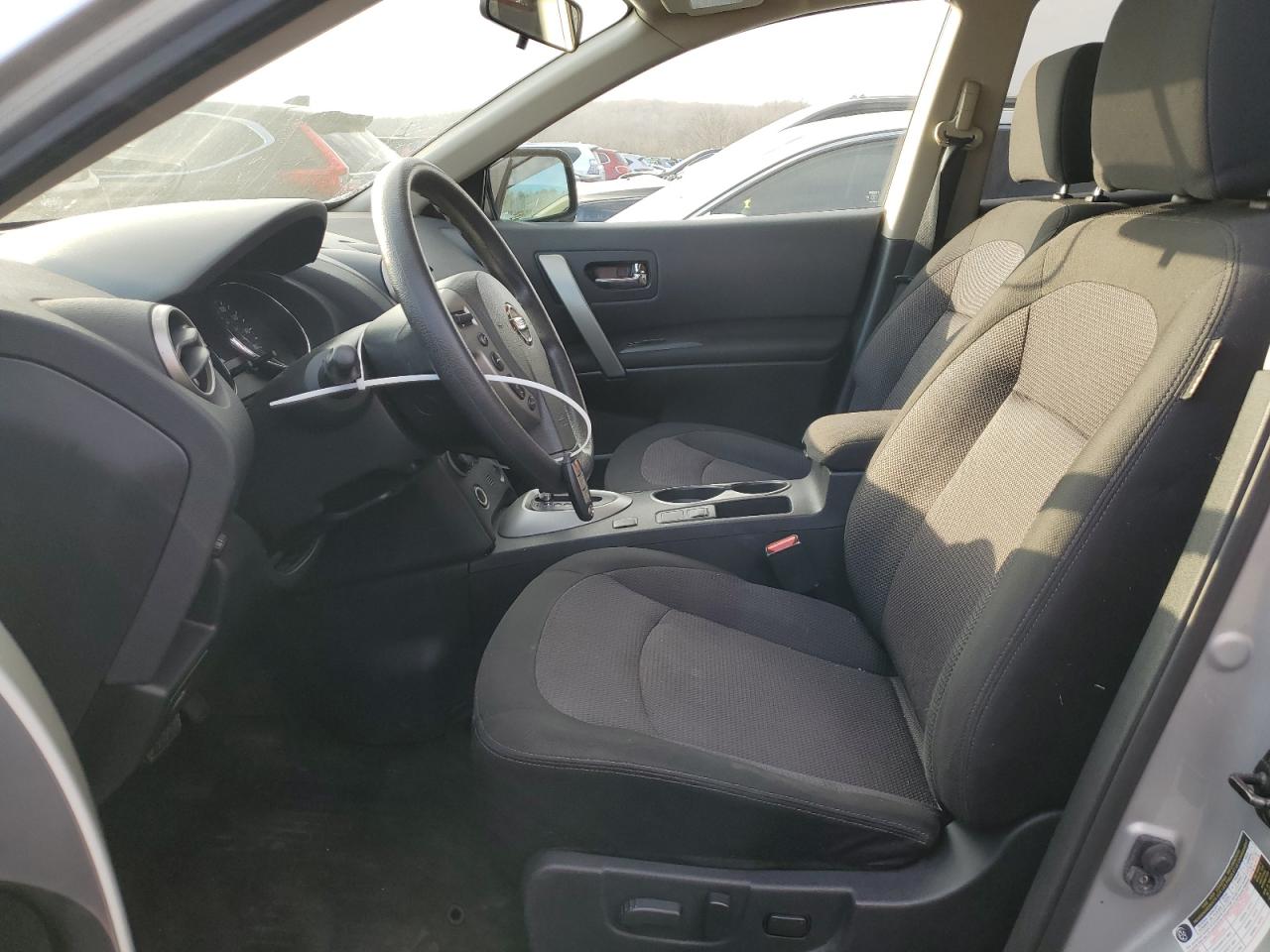 2013 Nissan Rogue - Image 7