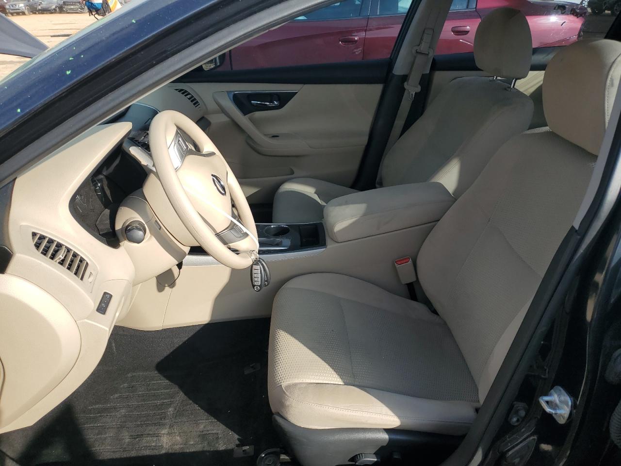 2015 Nissan Altima - Image 7