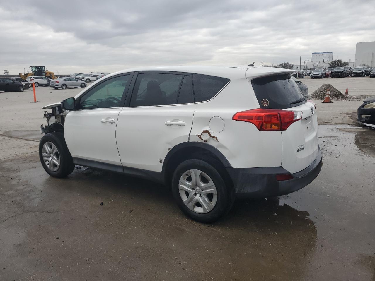 2015 Toyota RAV 4 - Image 2