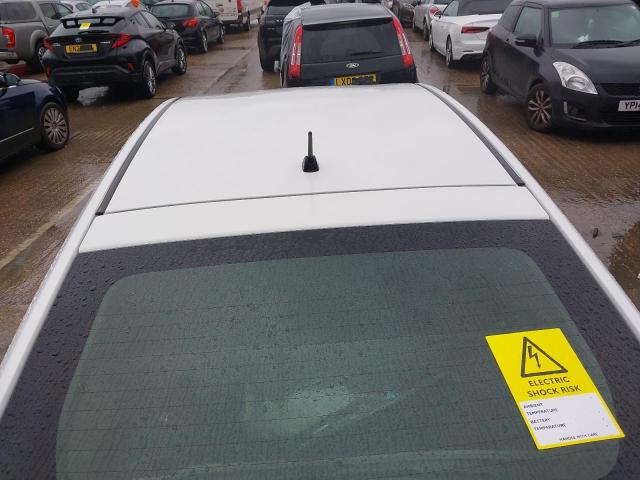 2014 TOYOTA PRIUS HYBRID 