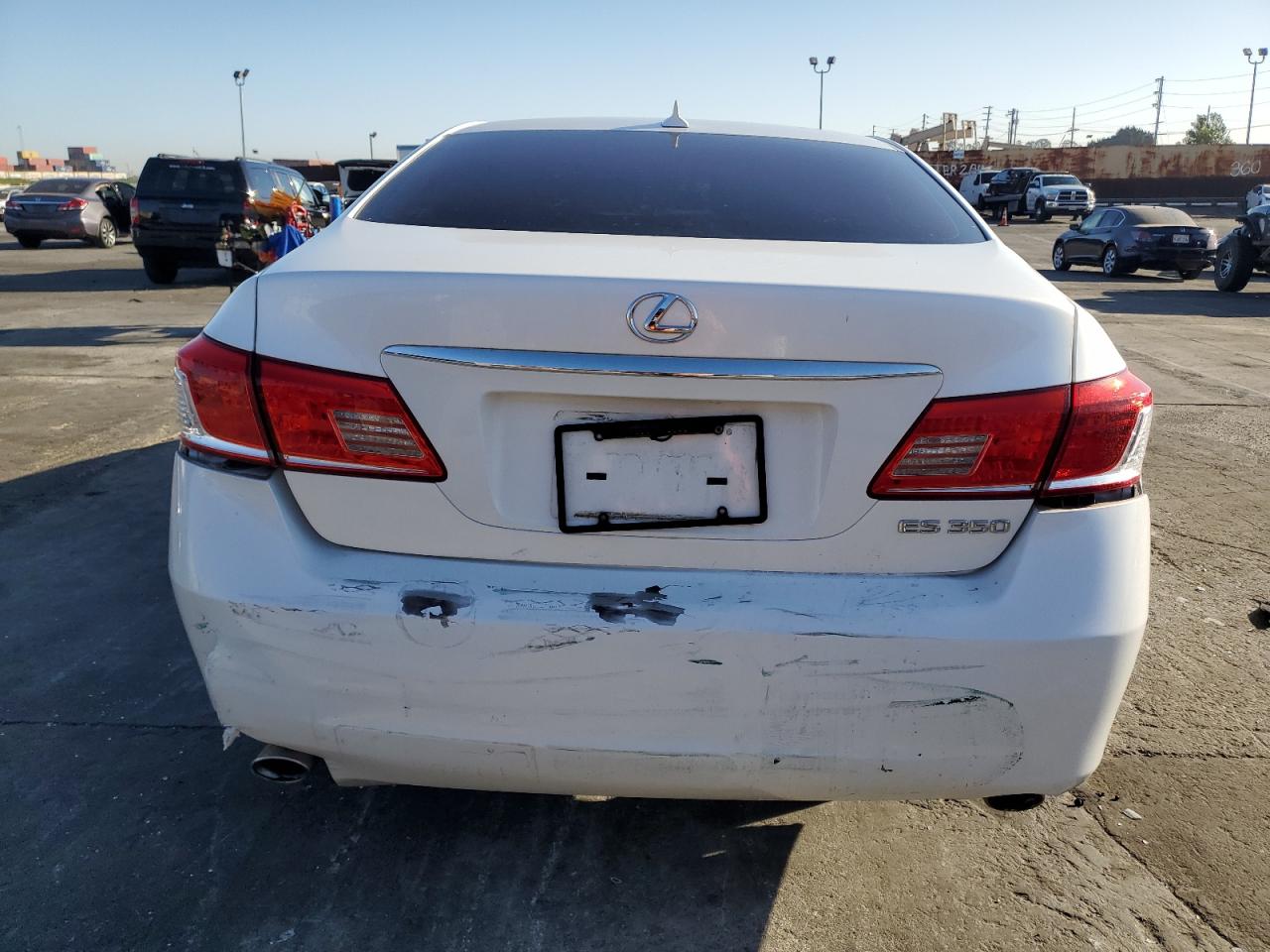 2012 Lexus ES - Image 6