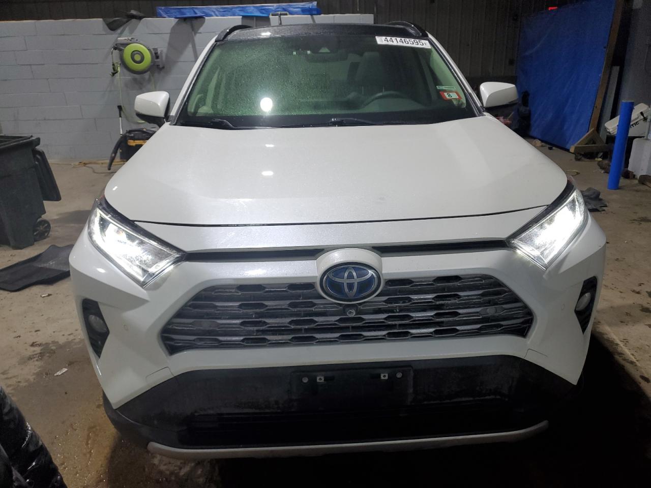 2020 Toyota RAV 4 - Image 5