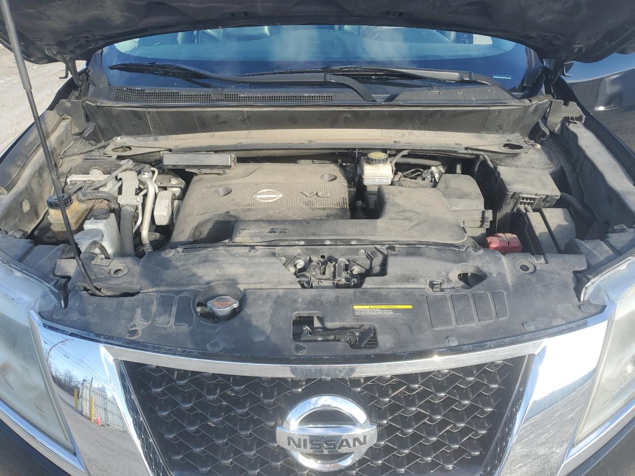 2014 Nissan Pathfinder - Image 12