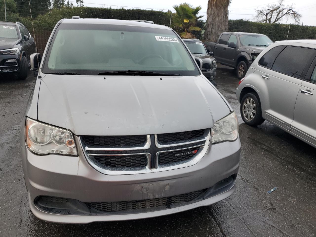 2015 Dodge Caravan - Image 5