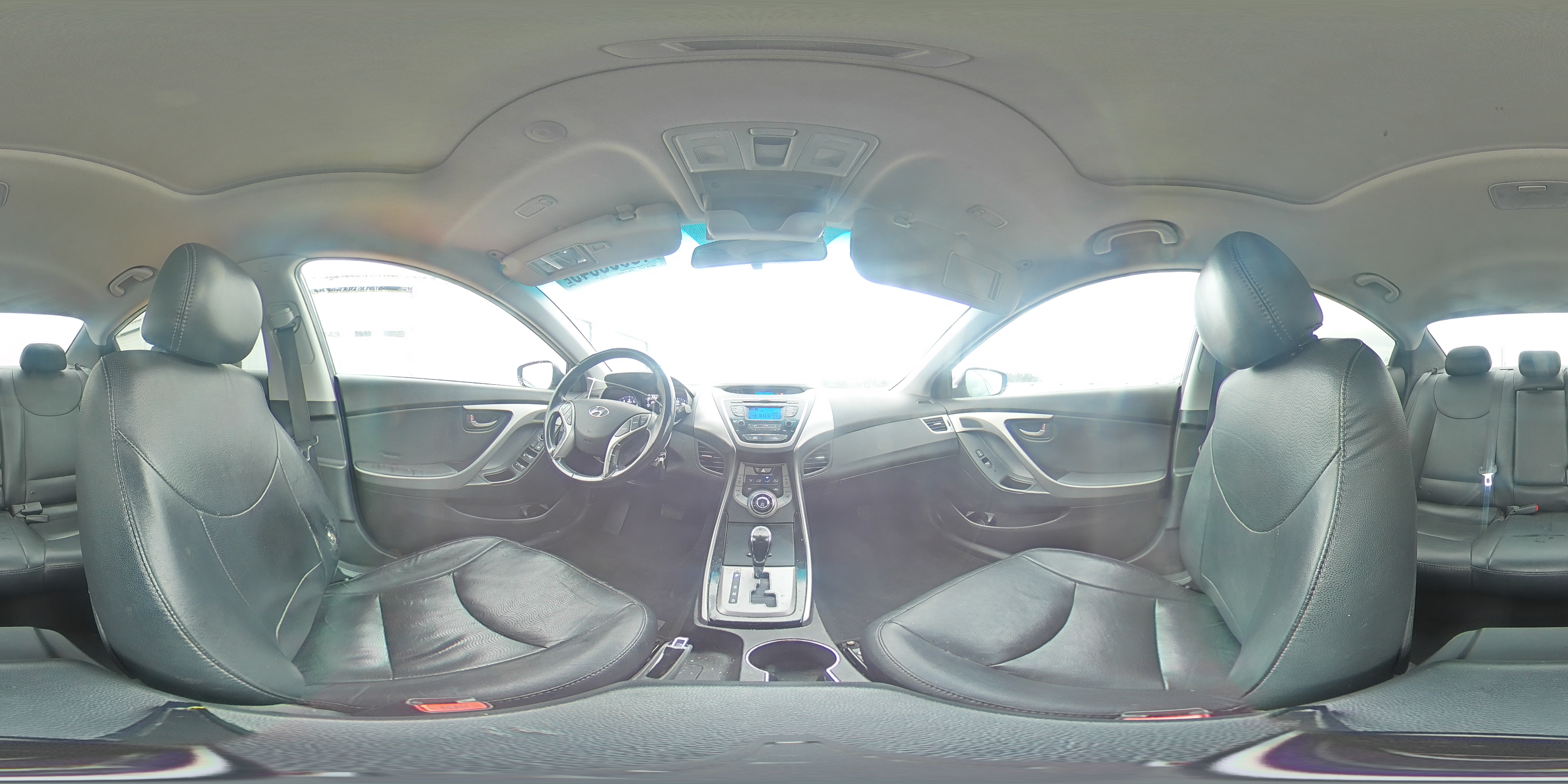 2013 Hyundai Elantra - Image 14